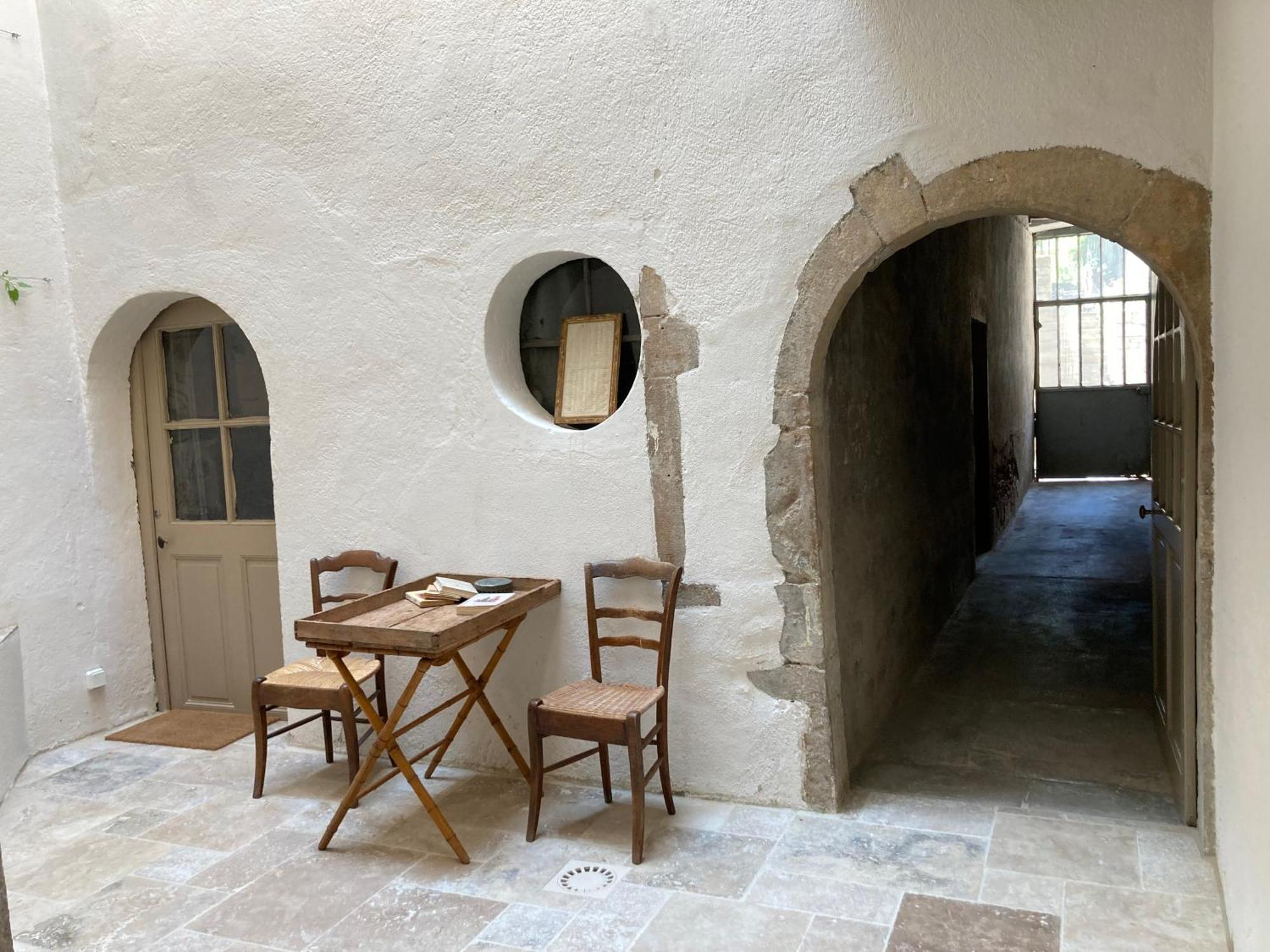 La Maison De Margaret Cluny Bagian luar foto