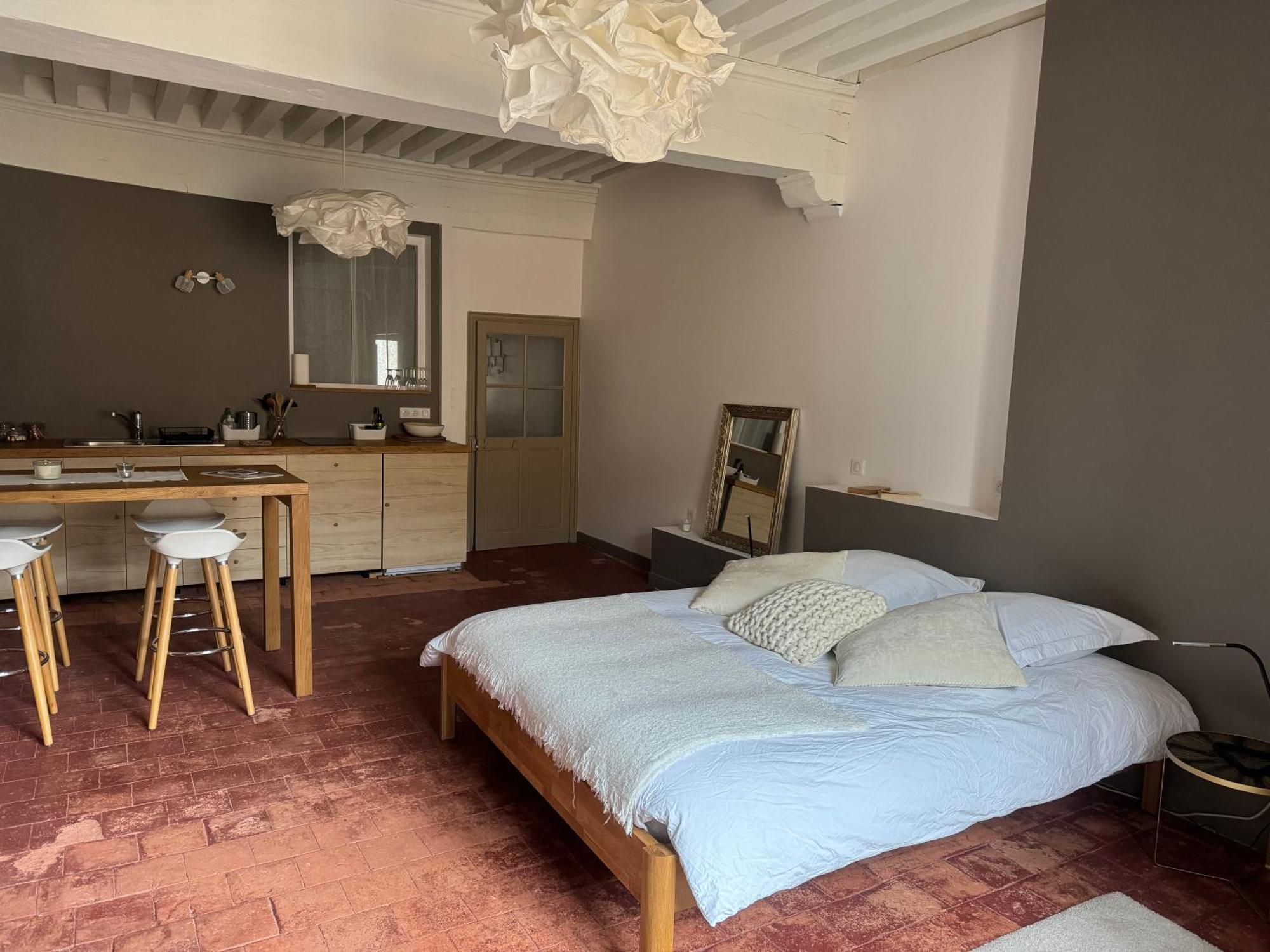 La Maison De Margaret Cluny Bagian luar foto