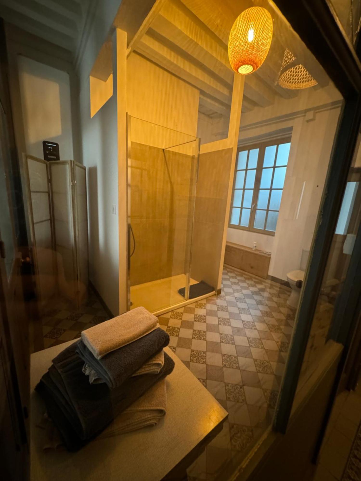 La Maison De Margaret Cluny Bagian luar foto